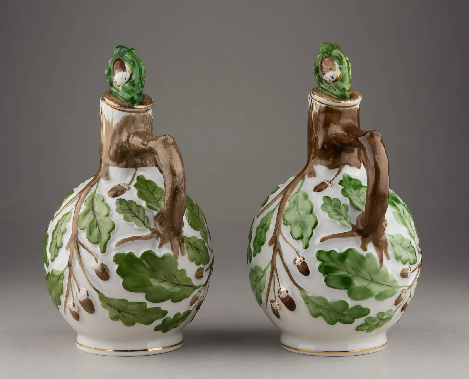 Пара кувшинчиков «Дубок». СССР, Ленинградский фарфоровый завод, 1959–60-е годы. — фото 3
