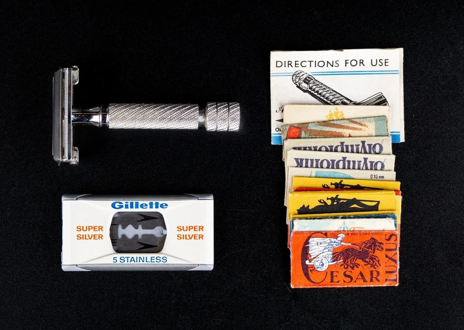 Бритвенный станок Gilette «Safety Razor» с лезвиями в оригинальном чехле. Англия, 1962 год.