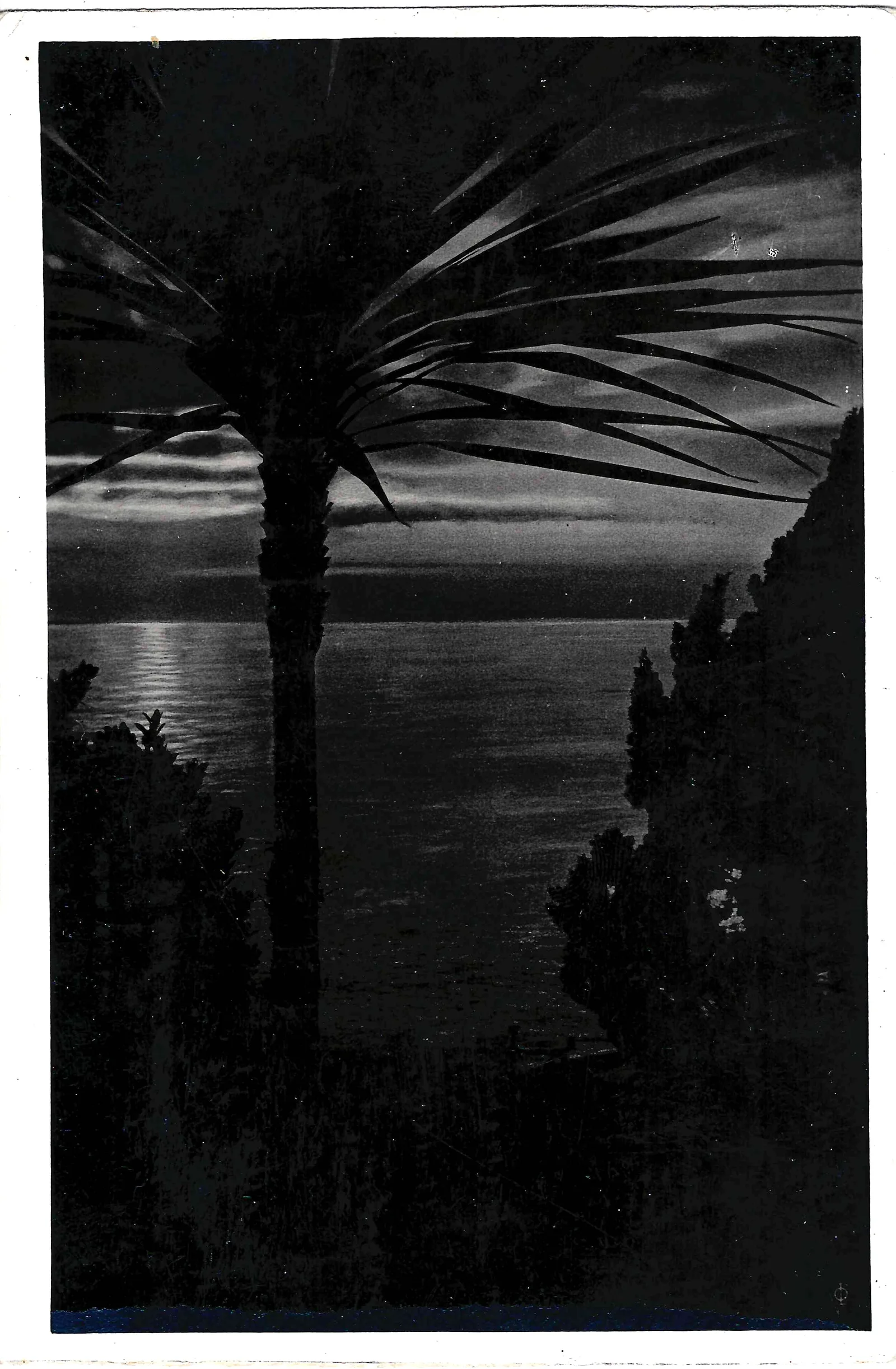 Сочи. 8 фотооткрыток. Издание Азово-Черноморского отделения Союзфото, 1936.