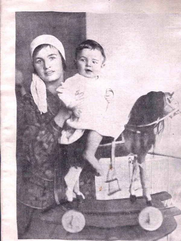 Фотография (на шёлке) ""Юный кавалерист"". СССР, 1920-е - 1930-е годы.