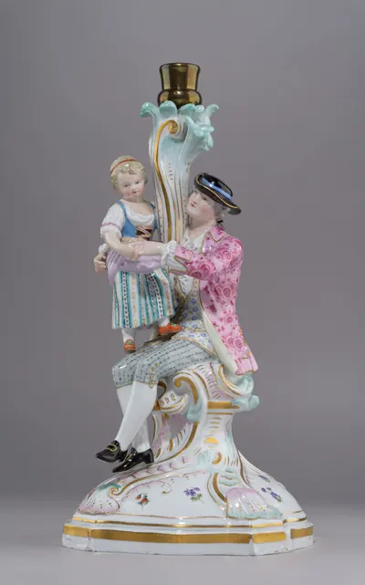 Подсвечник. Германия, Мейсен, скульптор Лейтериц Эрнст Аугуст (1818-1886), последняя треть ХIХ века.