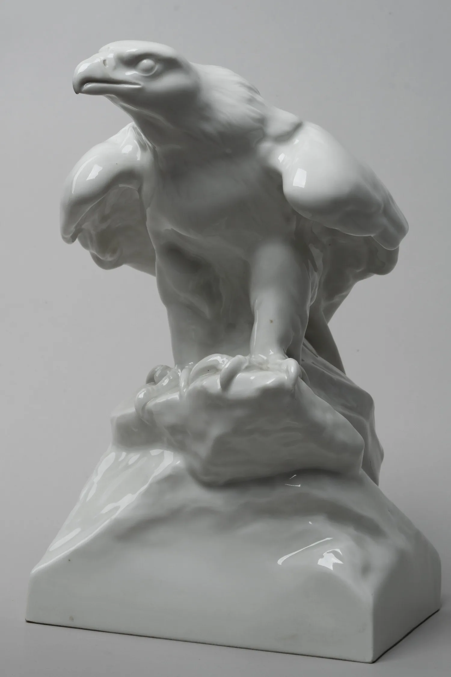 Статуэтка «Горный Орёл». Германия, мануфактура Meissen, 1940-е годы.