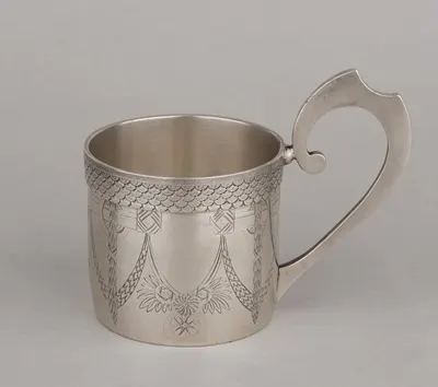 Подстаканник в стиле модерн. Россия, Москва, фабрика Кузьмичева А.И.,1908-1917 гг.