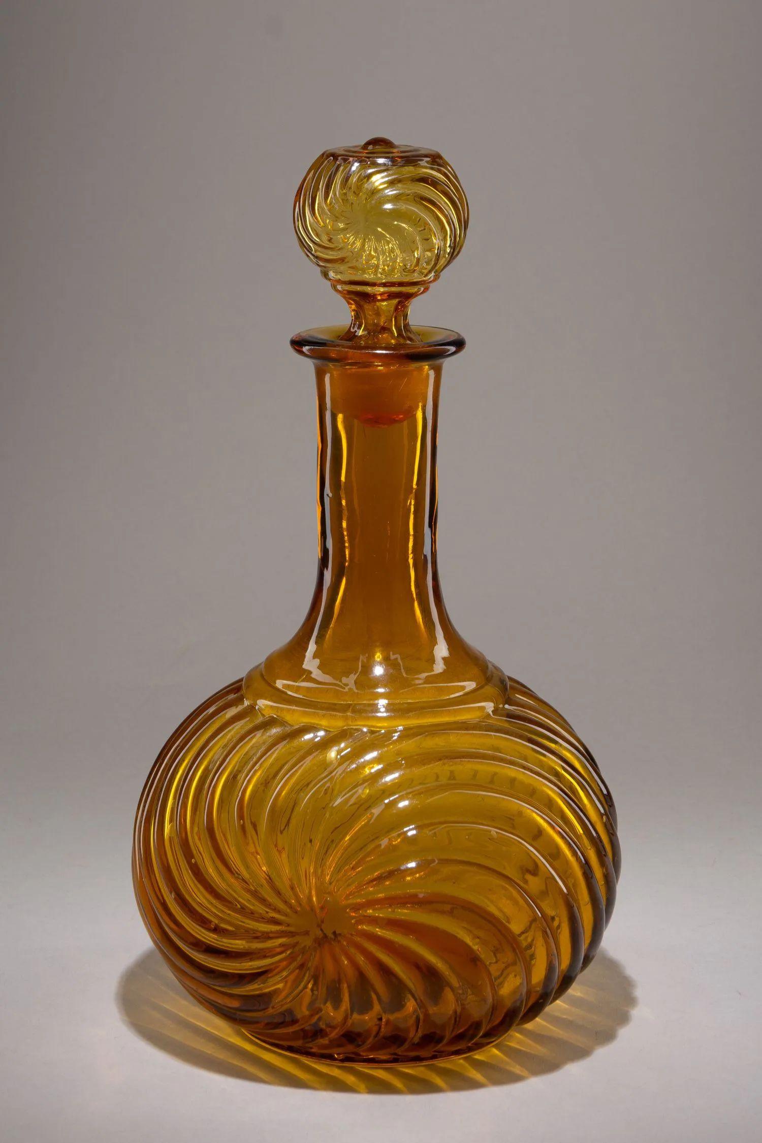 Графин. Россия, Николо-Бахметьевский хрустальный завод, 1910.