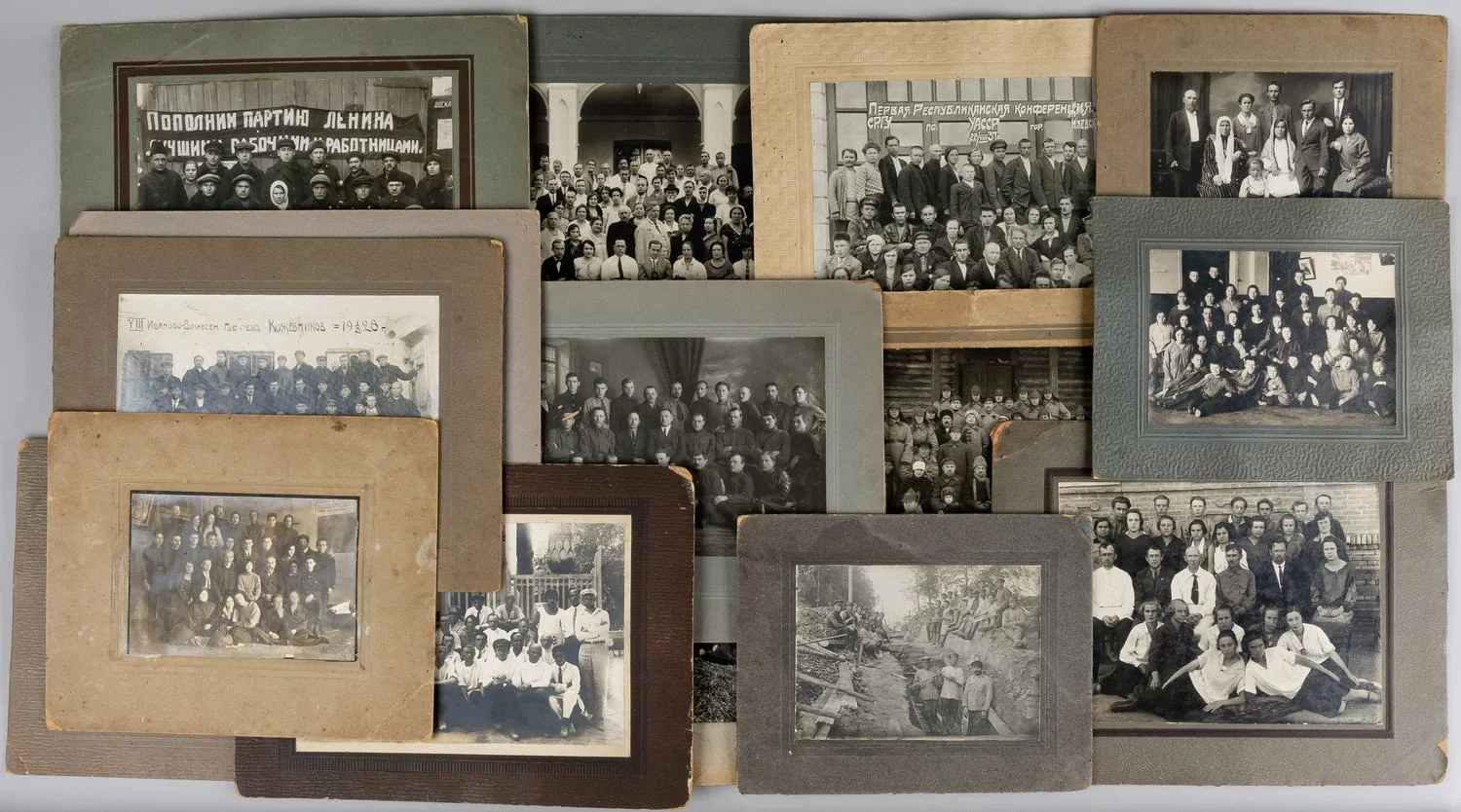15 групповых постановочных фотографий. Россия, СССР, 1920-е - 1930-е годы.