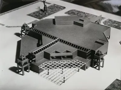 Проект торгового центра микрорайона на 20 тысяч жителей. (М., 1990).