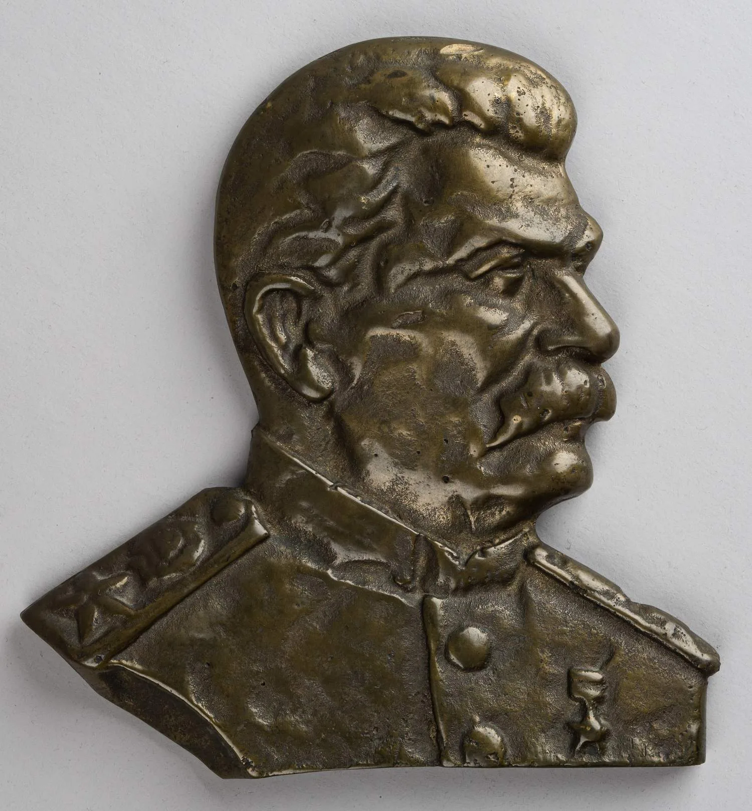 Барельеф в виде профиля И.В. Сталина. СССР, вторая половина ХХ века.