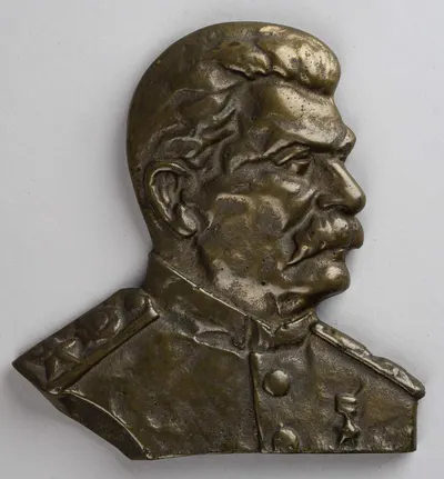 Барельеф в виде профиля И.В. Сталина. СССР, вторая половина ХХ века.