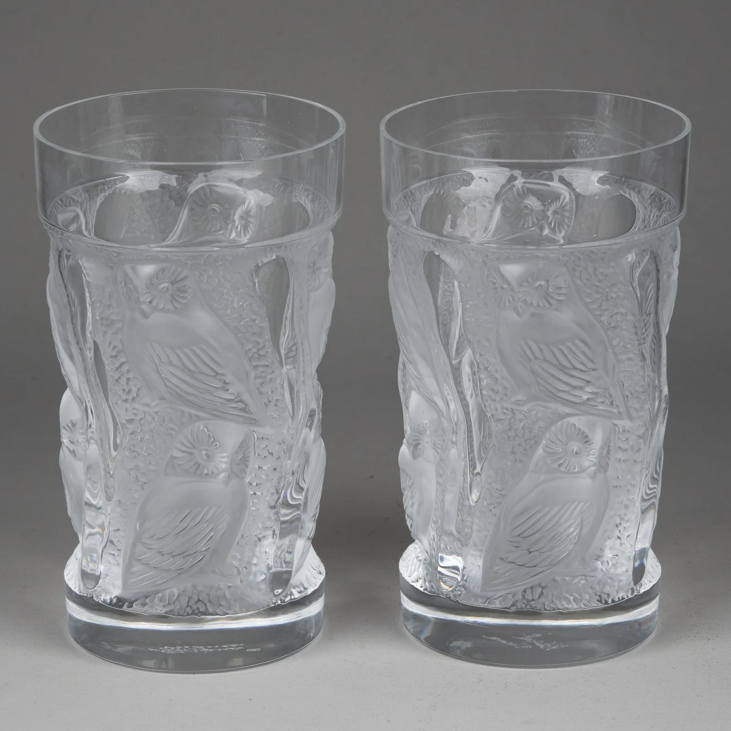 Парные стаканы с изображением сов. Франция, фирма Lalique, 1990-е годы.